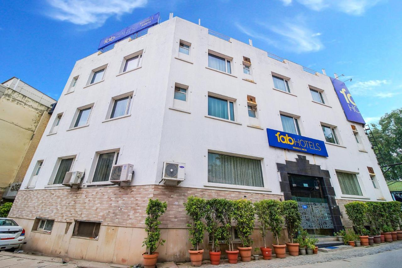 Fabhotel Marble Arch - Nr Karol Bagh Market Deli Exterior foto